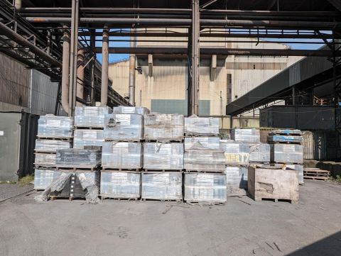 200te Convertor refractory stock (redundant) - mjvaluemart
