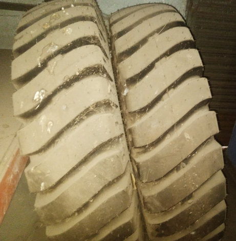 TYRE,PNEU,20PLY,14X25IN - mjvaluemart