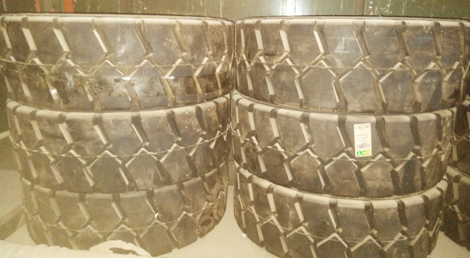 TYRE,PNEU,14PLY,28X9.15IN - mjvaluemart