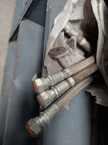 Connector For Locomotive Engine - mjvaluemart