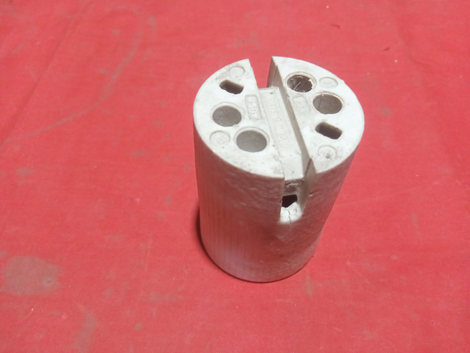 SC PORCELAIN BATTEN HOLDER 70-200 WATT - mjvaluemart